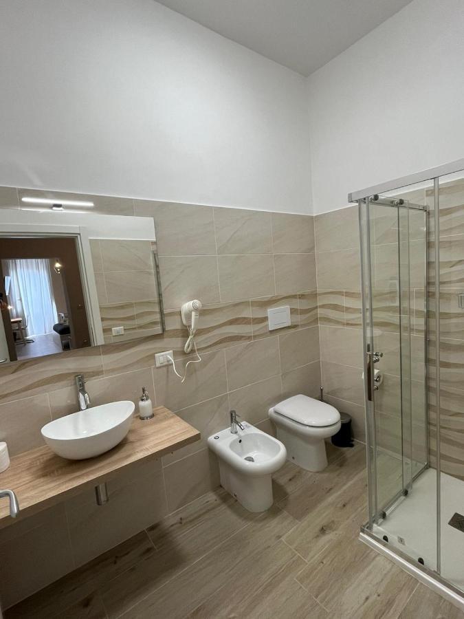 Donna Luisa A Santa Chiara Bed & Breakfast Naples Exterior photo