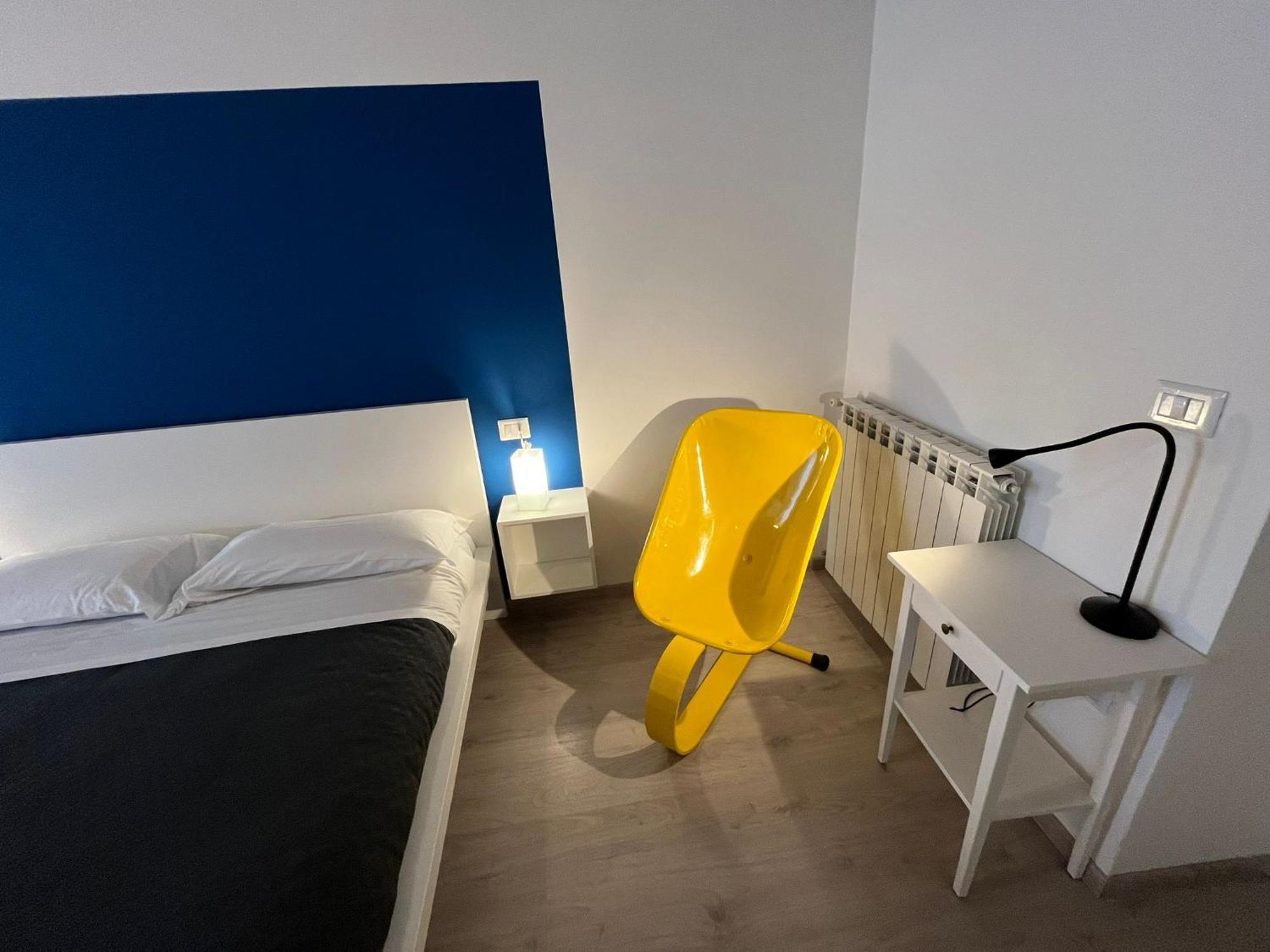 Donna Luisa A Santa Chiara Bed & Breakfast Naples Room photo